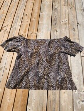 F&M Collection Your Name Inc. Textured Leopard Print Shirt Vintage Crop Top